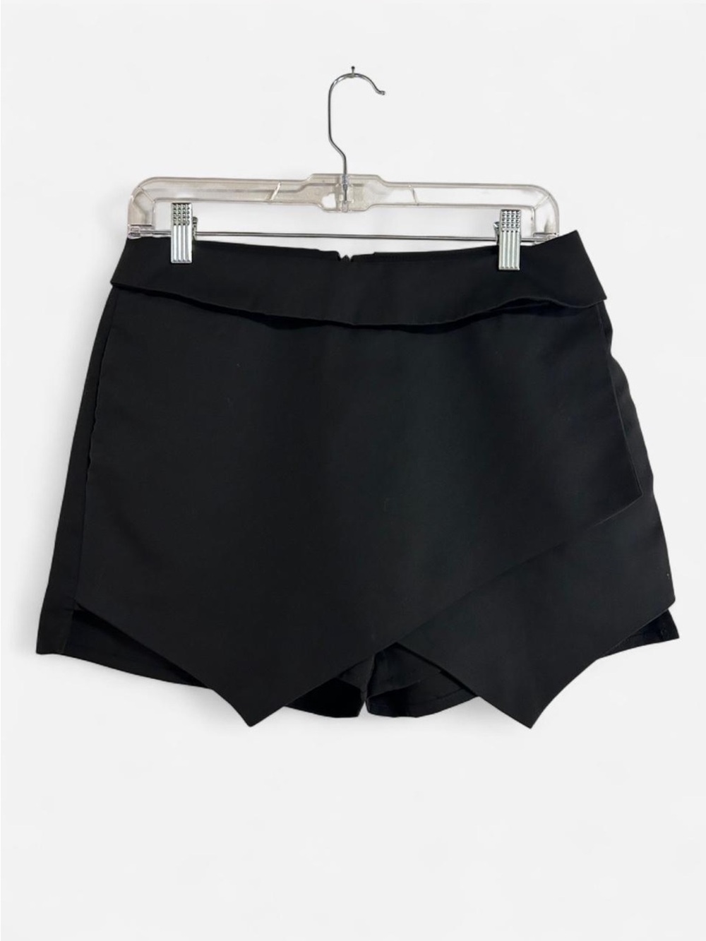 Persun Black Envelope Skort Women’s Medium